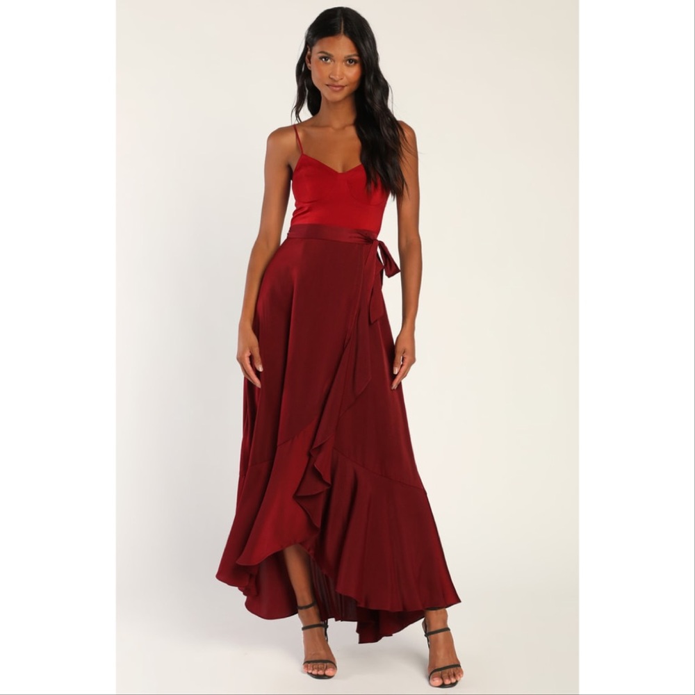 NWT Lulus Double Darling Burgundy Color Block Satin Ruffled Maxi Dress Medium